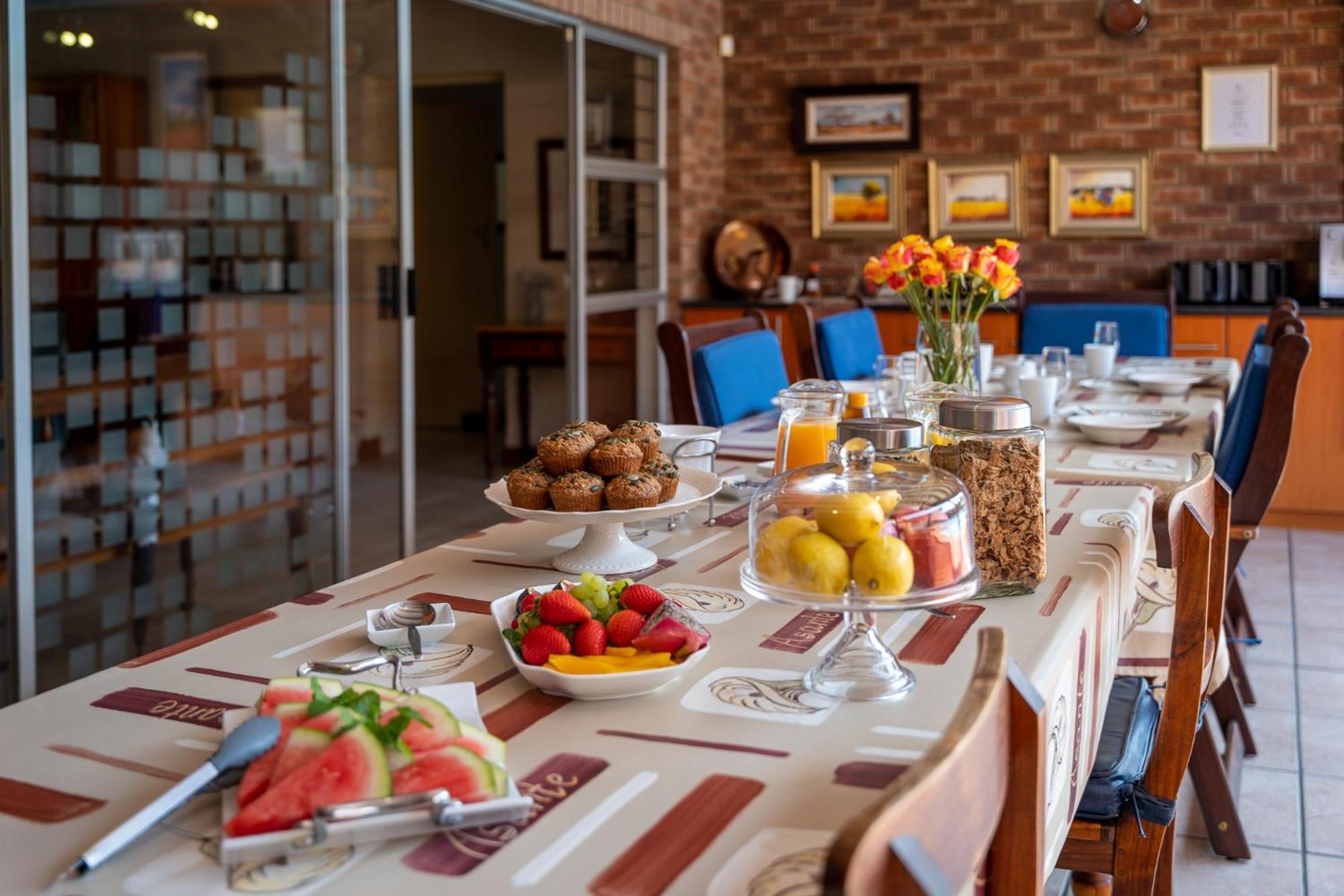 Asante Guest House Vanderbijlpark ภายนอก รูปภาพ