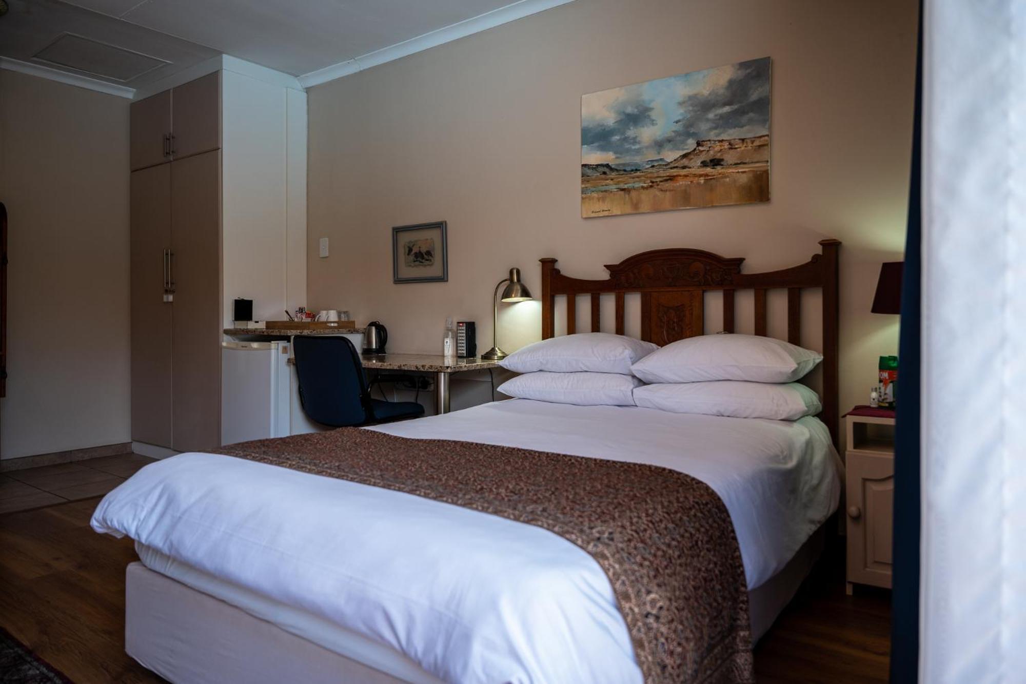 Asante Guest House Vanderbijlpark ภายนอก รูปภาพ