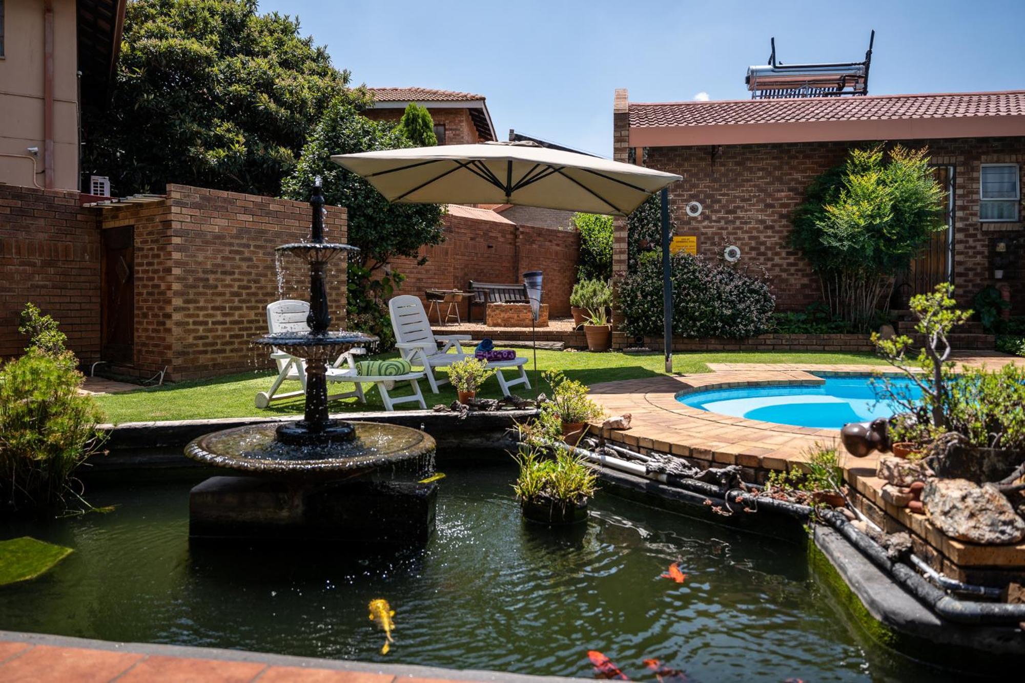 Asante Guest House Vanderbijlpark ภายนอก รูปภาพ