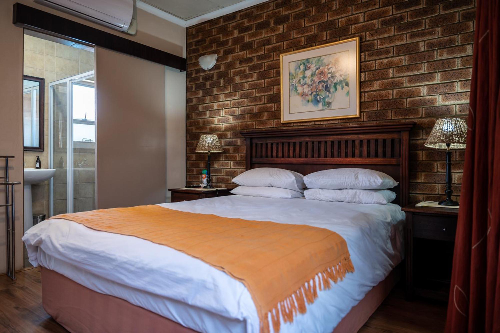 Asante Guest House Vanderbijlpark ภายนอก รูปภาพ