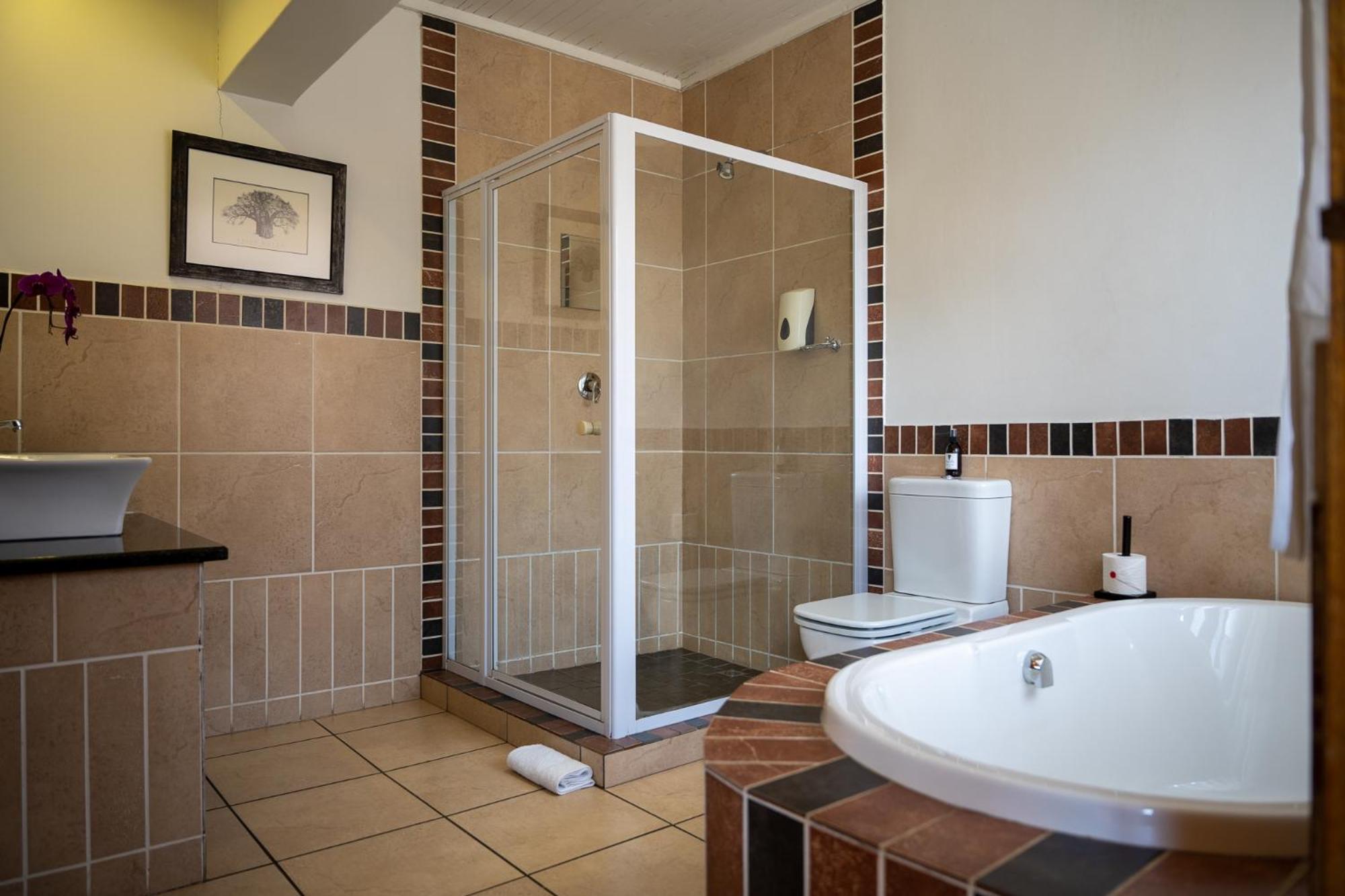 Asante Guest House Vanderbijlpark ภายนอก รูปภาพ