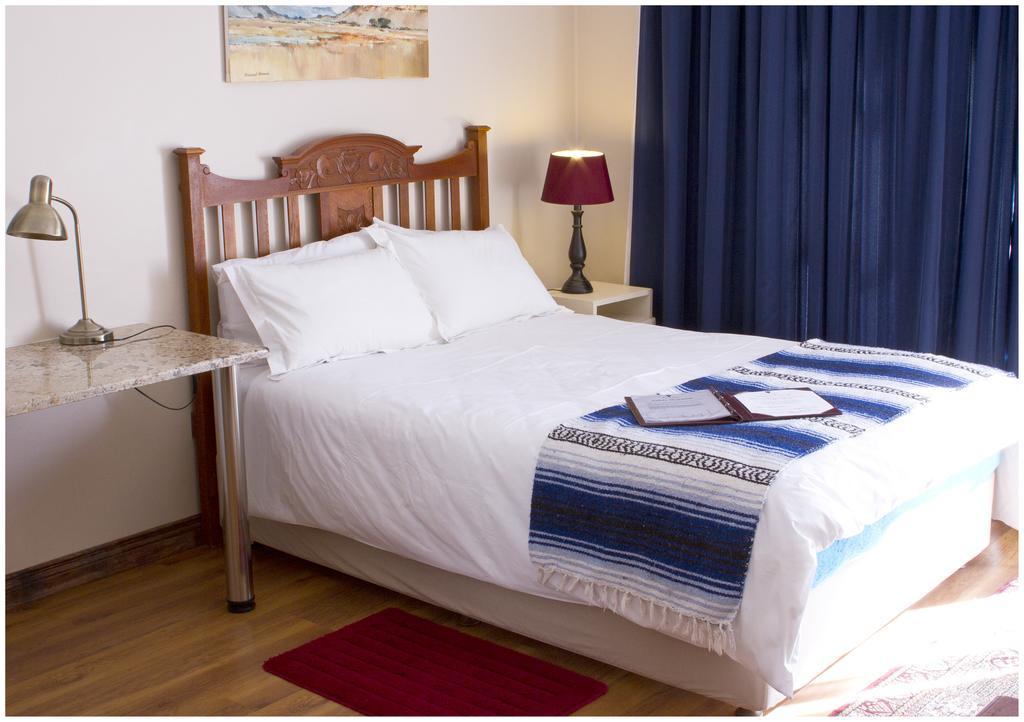 Asante Guest House Vanderbijlpark ภายนอก รูปภาพ